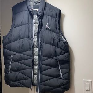 Jordan vest
